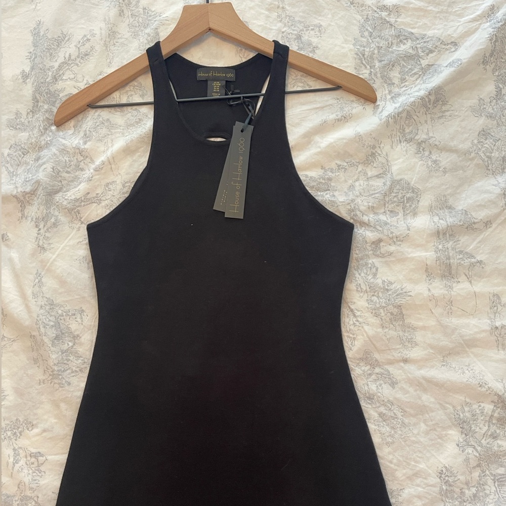 Elegant Black Sleeveless Dress